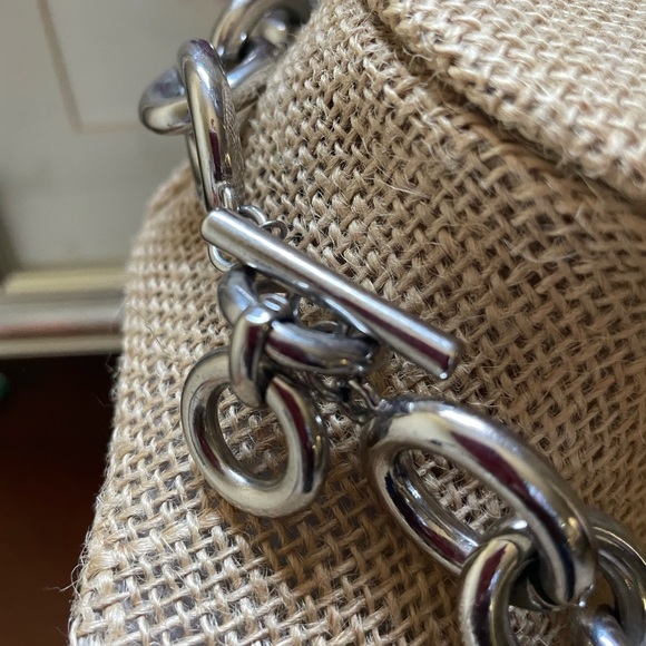 Banana Republic Chunky Silver Chain Necklace - Picture 4 of 6